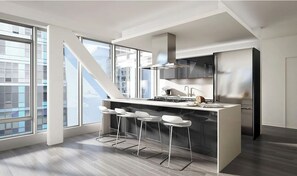 Four à micro-ondes, un four, surface de cuisson, lave-vaisselle