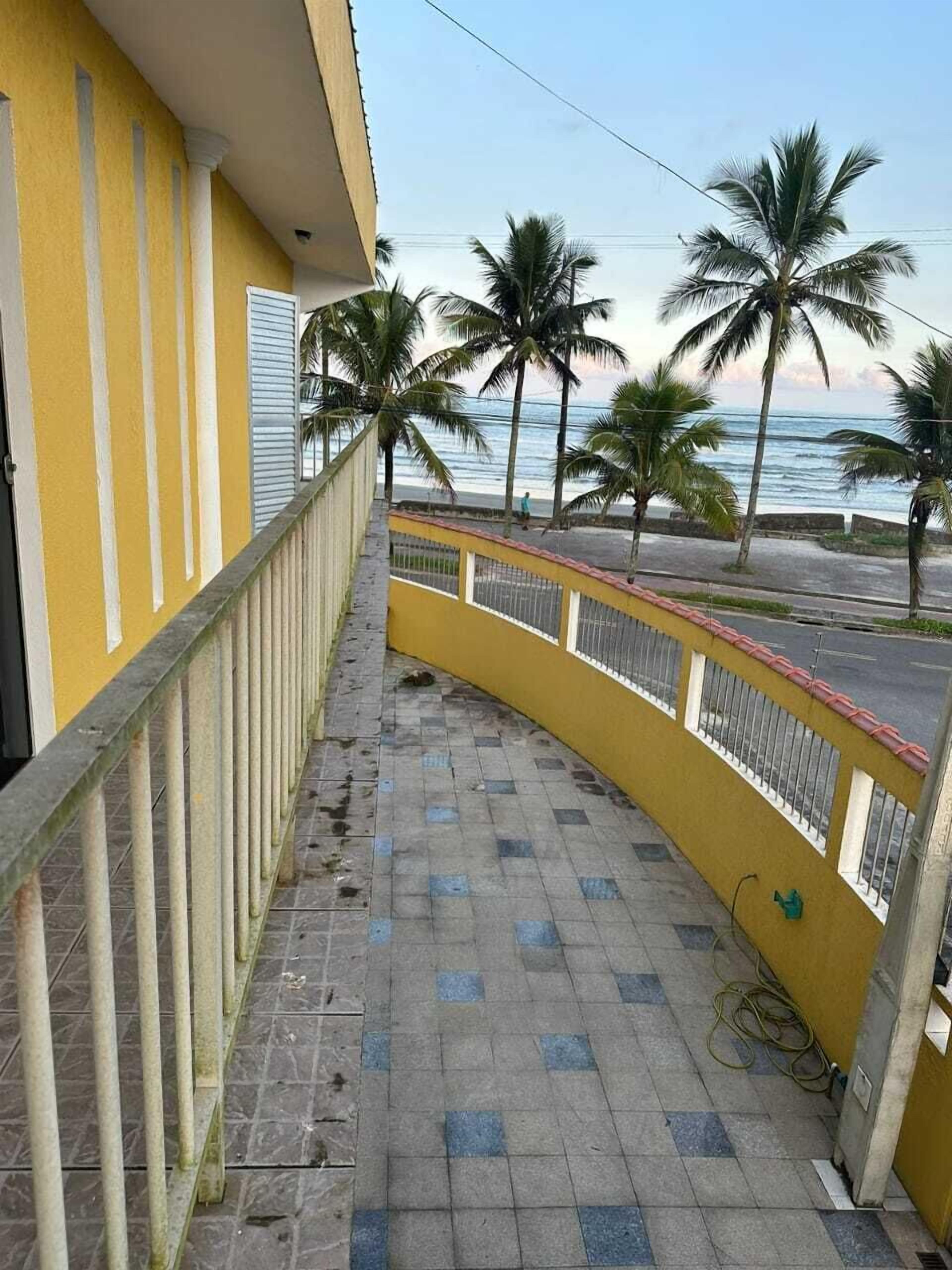 الإطلالة من المنشأة