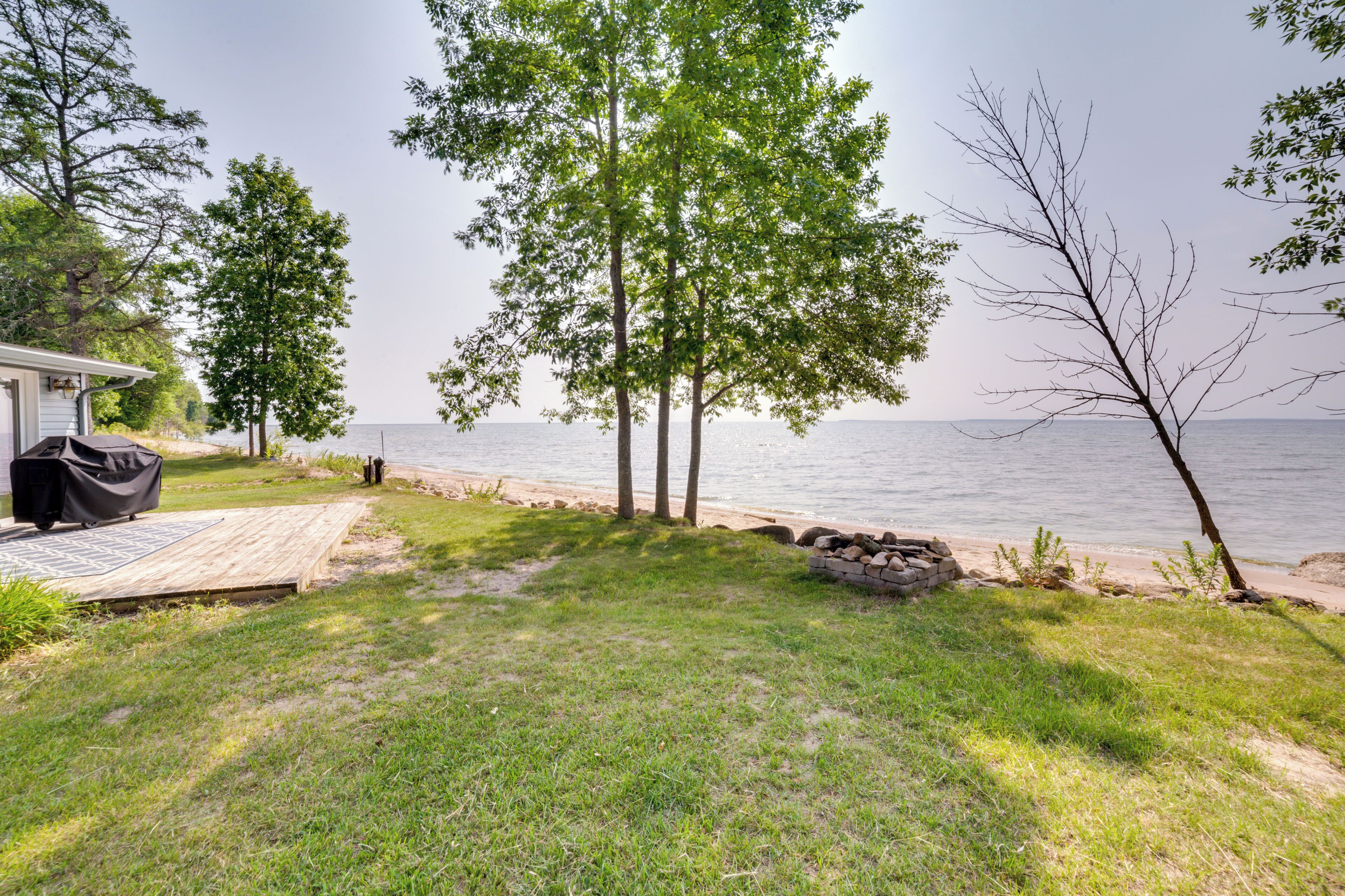 Waterfront Lake Michigan Retreat w/ Beach!