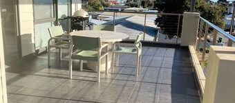 Sleeps 14 - 3 minute walk to beach, 5 minute drive to "The Dunes" Golf Course 