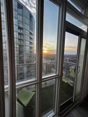 Interior - Beautiful Apartment in the Heart of Toronto (Toronto)