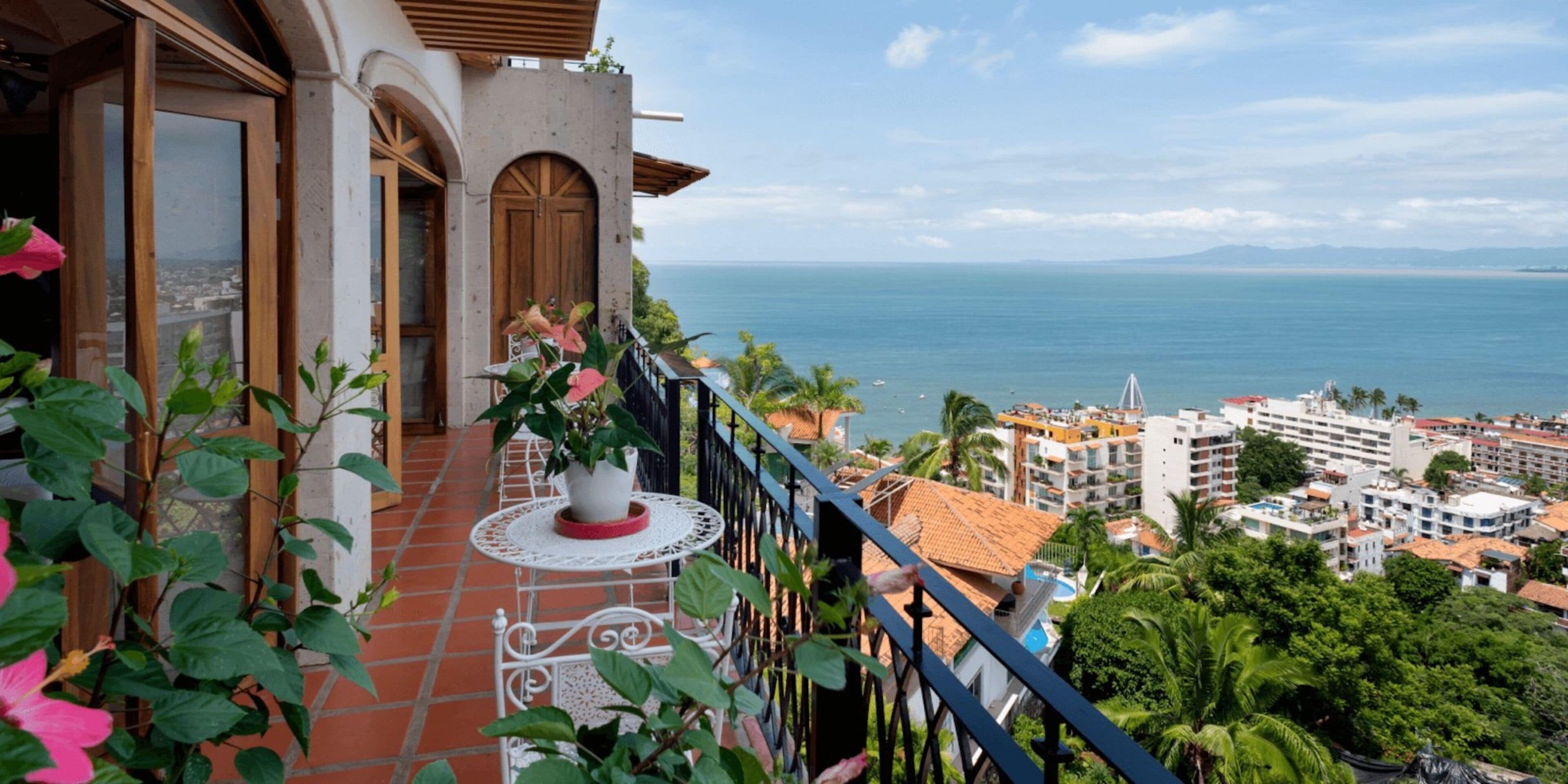 Penthouse superior, 4 habitaciones, cocina, vista al océano | Vista a la playa o el mar