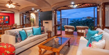 高级公寓, 3 间卧室, 热水浴缸, 花园景观 | 客房景观