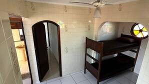 Unclassified image, 4 of 25, button - Hostel Canto da Ocian (Praia Grande)