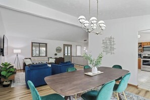 Interior - Central Location+ 2 living spaces+ covered patio! (Omaha)