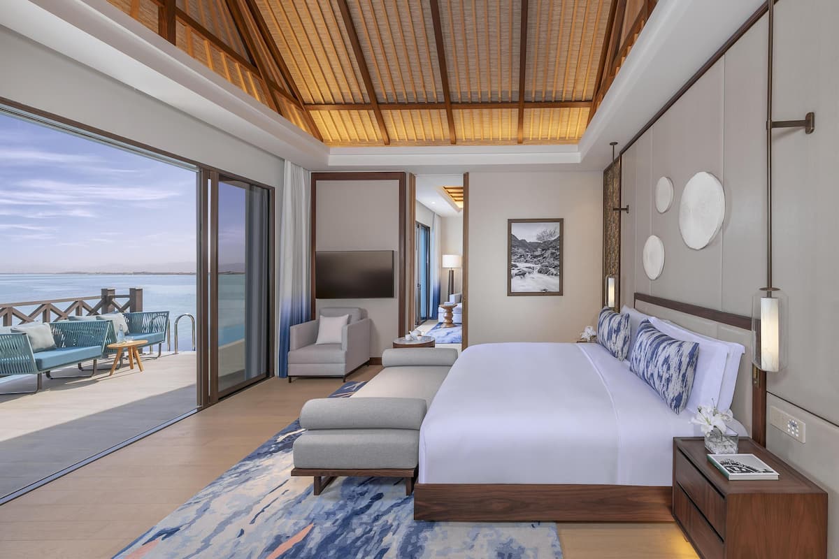 Villa Premium, vistas al mar (Peninsula, Pool) | 1 dormitorio, minibar, cortinas opacas y sistema de insonorización