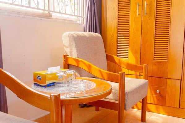 Literie hypoallergénique, minibar, bureau, chambres insonorisées