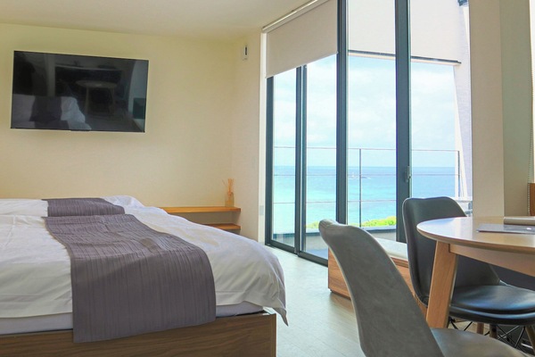 Superior Villa, Pets Not Allowed, Partial Ocean View | Down comforters, blackout drapes, bed sheets