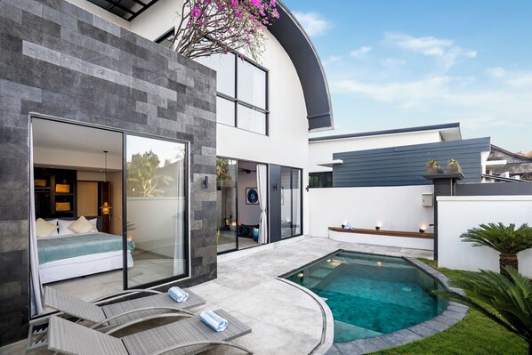 Sun deck - Mr. & Mrs. W Pererenan by Alfred in Bali (Canggu)