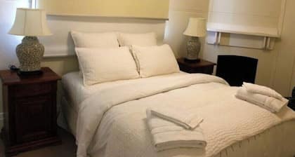 Mentor Chambers Serviced Apartment<br>