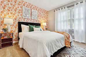 3 chambres, fer et planche à repasser, Wi-Fi, draps fournis