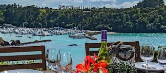 Sea Blue Heaven - Tutukaka