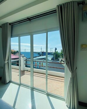 Cortinas blackout, sistema de insonorización y wifi gratis