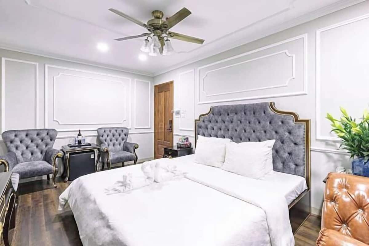 Premium bedding, pillow-top beds, minibar, desk