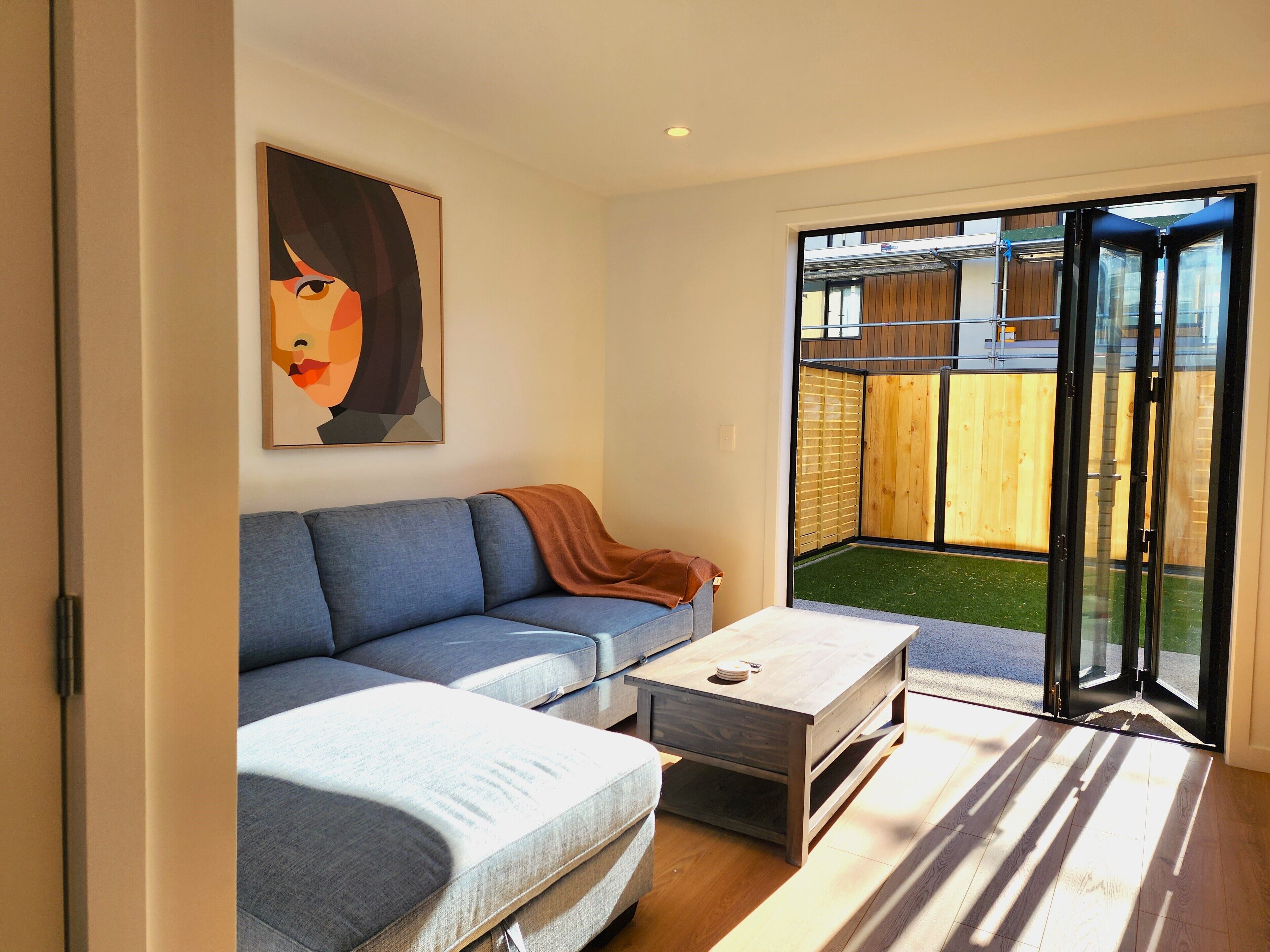 Signature Townhome | Living area