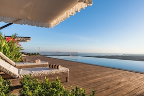 Piscina externa