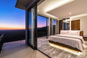 Luxury Villa, 5 Bedrooms, Private Pool, Ocean View