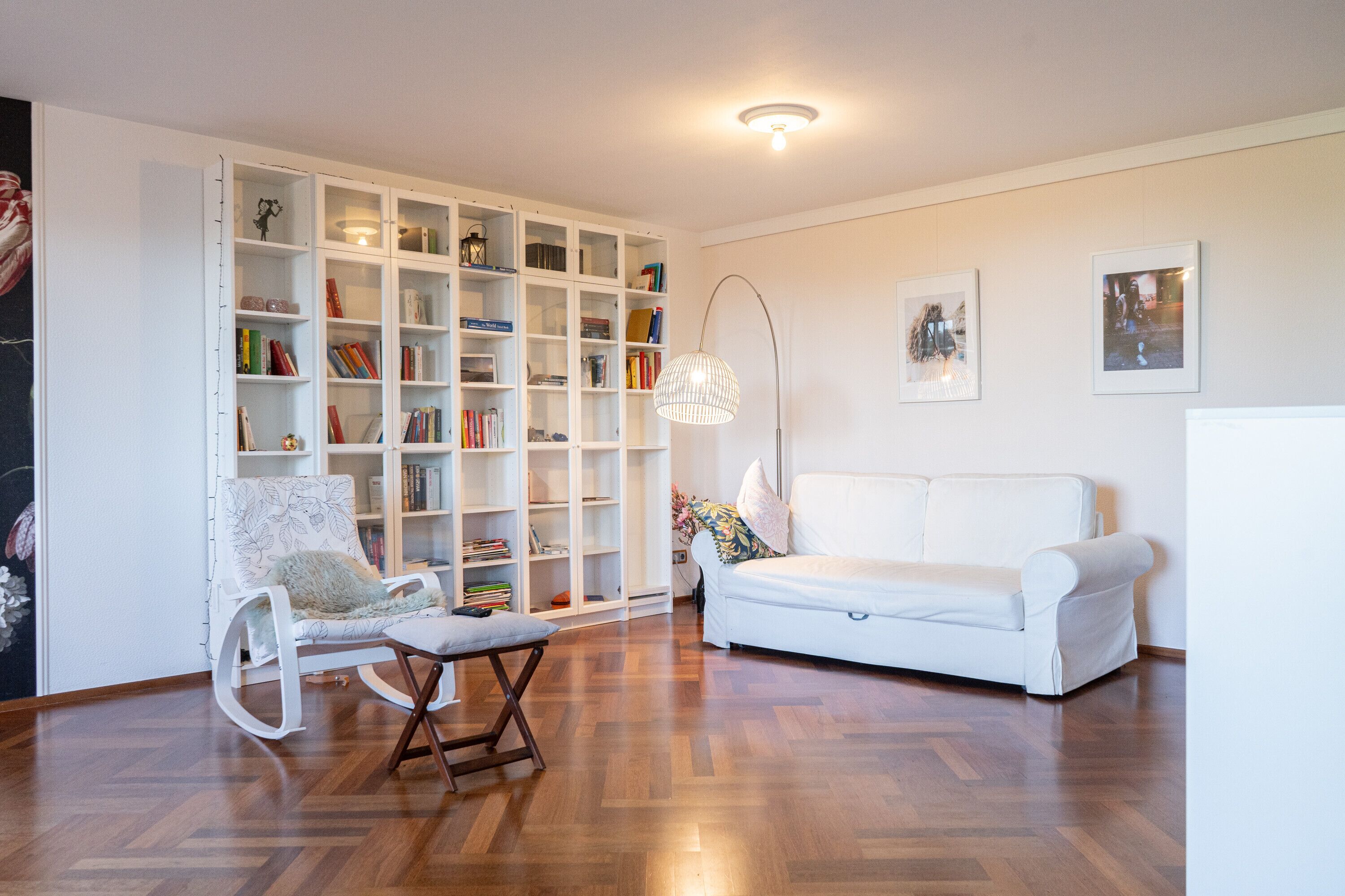 Holiday Apartment \"Elegante Am See\" with Private Terrace & Wi-Fi