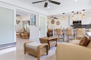 House | 3 bedrooms - Wicker Wine - Location Hot Tub Gated Yard (Fort Lauderdale)