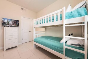 3 Schlafzimmer, Bügeleisen/Bügelbrett, Reisekinderbett, WLAN