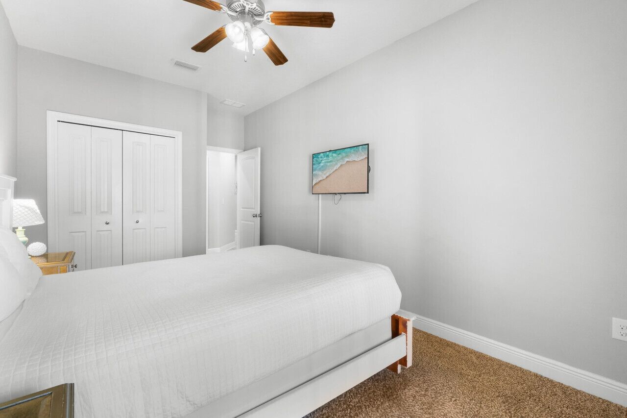 Bedroom - 1st floor