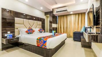 Premium Room | Egyptian cotton sheets, premium bedding, in-room safe, free WiFi