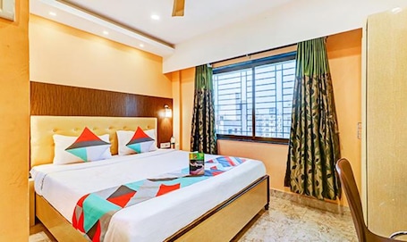 Deluxe Room | Egyptian cotton sheets, premium bedding, in-room safe, free WiFi