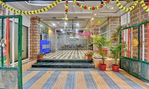 Interior entrance - Fabexpress Rising Shelters (Paud)