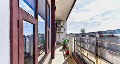 Fabhotel Sr Residency