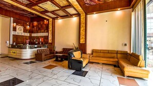 Reception - Fabhotel Pahadi Cottage (Dehradun)