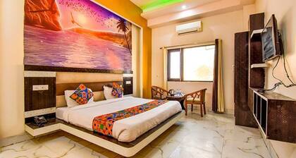 Fabhotel Pahadi Cottage