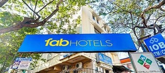 Fabhotel The Brown Tree