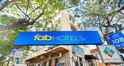 Fabhotel The Brown Tree