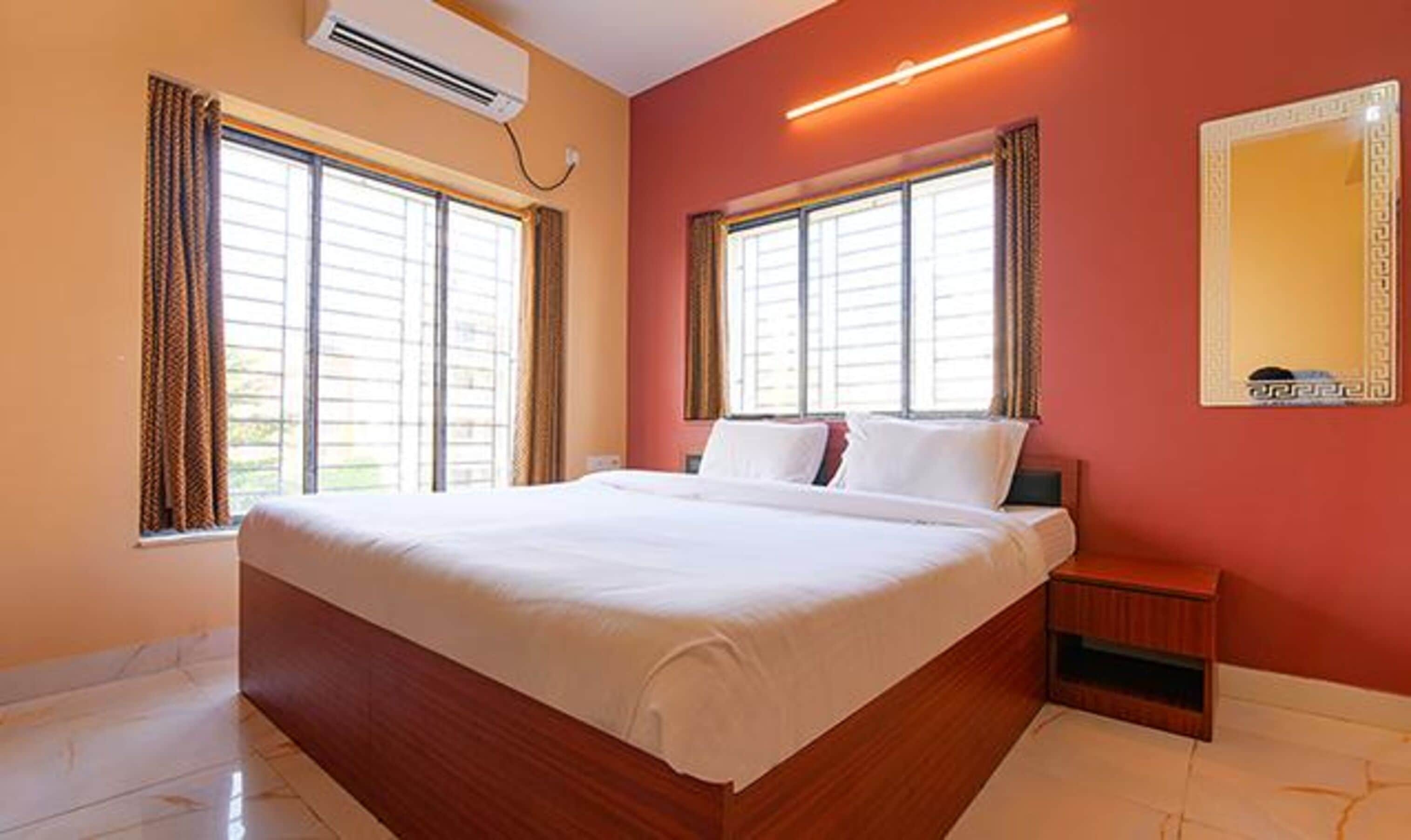 Deluxe Room | Egyptian cotton sheets, premium bedding, in-room safe, free WiFi