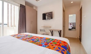 Egyptian cotton sheets, premium bedding, in-room safe, free WiFi