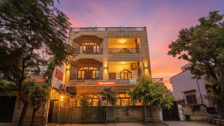 Fabexpress Prashansa Palace