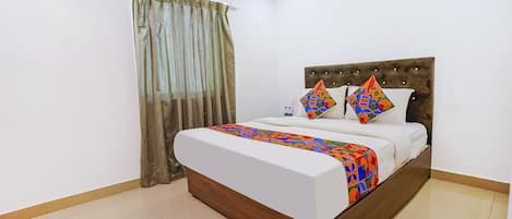 Lakens van Egyptisch katoen, luxe beddengoed, een kluis op de kamer