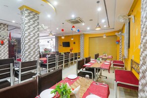 Restaurant - Fabhotel Ss Exotica (Patna)