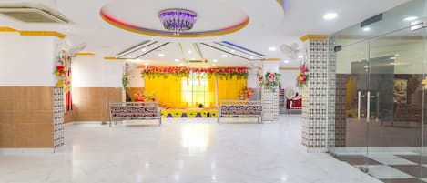 Banquet hall