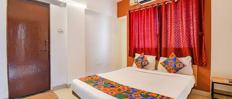 华丽客房 | 埃及棉床单、高档床上用品、客房内保险箱、免费 WiFi