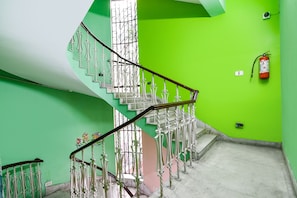 Lobby - Fabexpress Karunamoyee Regency (Barasat)
