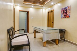 Reception - Fabhotel Tan Square (Pune)