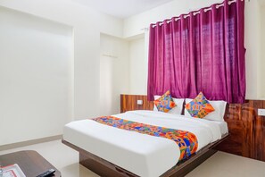 Deluxe Room | Egyptian cotton sheets, premium bedding, in-room safe, free WiFi - Fabhotel Stay Inn (Pune)