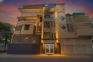 Exterior - FabHotel Gera’s (New Delhi)