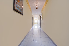Lobby - FabHotel Umrao Haveli With Pool (Jaipur)