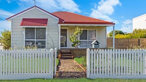Exterior - Driftwood on South - Pet Friendly (Port Fairy)