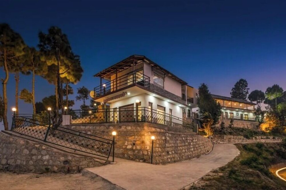 Astre Vue Resort