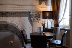 Departamento Elite, 1 habitación, para no fumadores, baƱo privado | Ćrea de sala de estar | Smart TV de 40 pulgadas con canales digitales