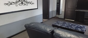 Cozy Upper Apartment at Hiawatha House near Pipestone National Monument