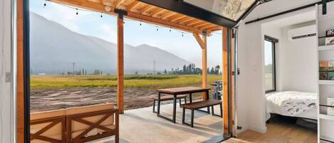 Wi-Fi de cortesia, roupa de cama